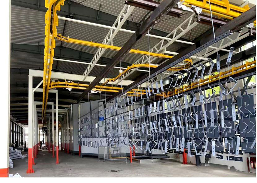 積放式噴涂線(自動上下料) 積放式噴涂線(自動上下料)