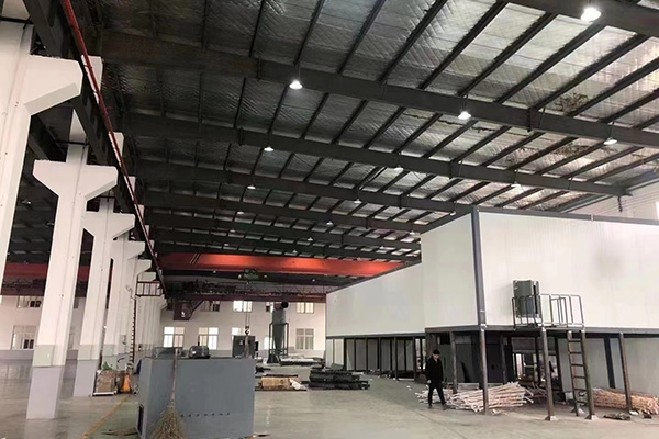 項目工程忙 環保型噴塑流水線設備有序安裝中 項目工程忙 環保型噴塑流水線設備有序安裝中