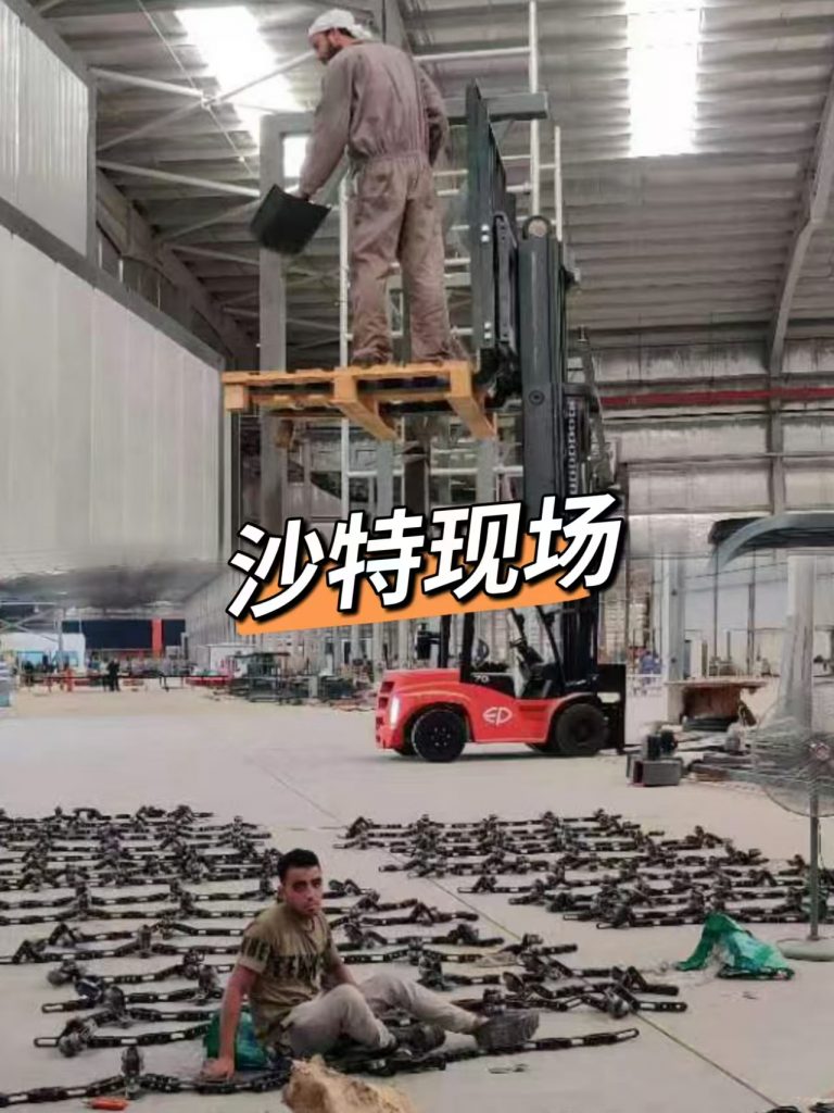 City不City啊?沙特噴涂線設備現場安裝紀實照! City不City啊?沙特噴涂線設備現場安裝紀實照!